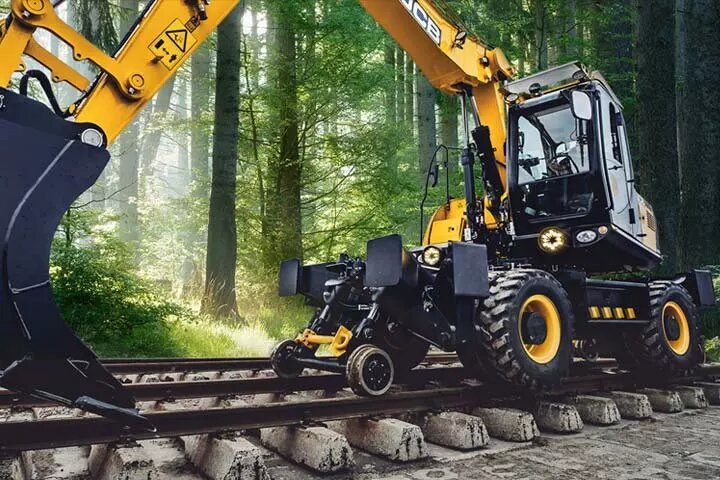 IH SYSTEMS is proud to announce that its Brazilian-based partner ZUMM COMÉRCIO E REPRESENTAÇÕES has won the tender of Companhia Paulista de Trens Metropolitanos for the delivery of 2 Rail-Road Excavators for the use on CPTM’s railroads
